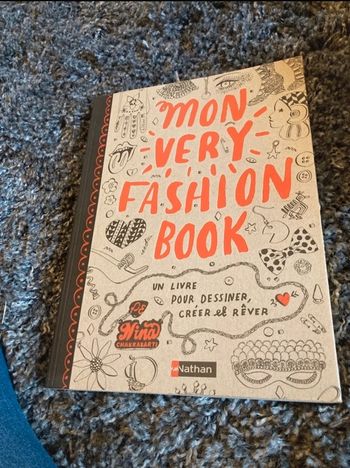 Livre « mon very fashion book »