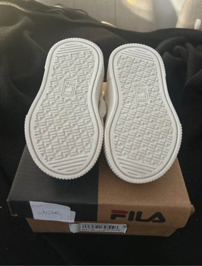 Fila bébé - photo numéro 3