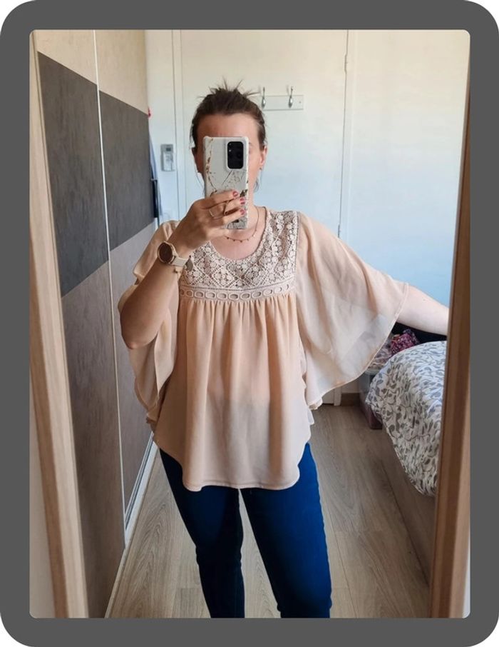 Top beige - photo numéro 2