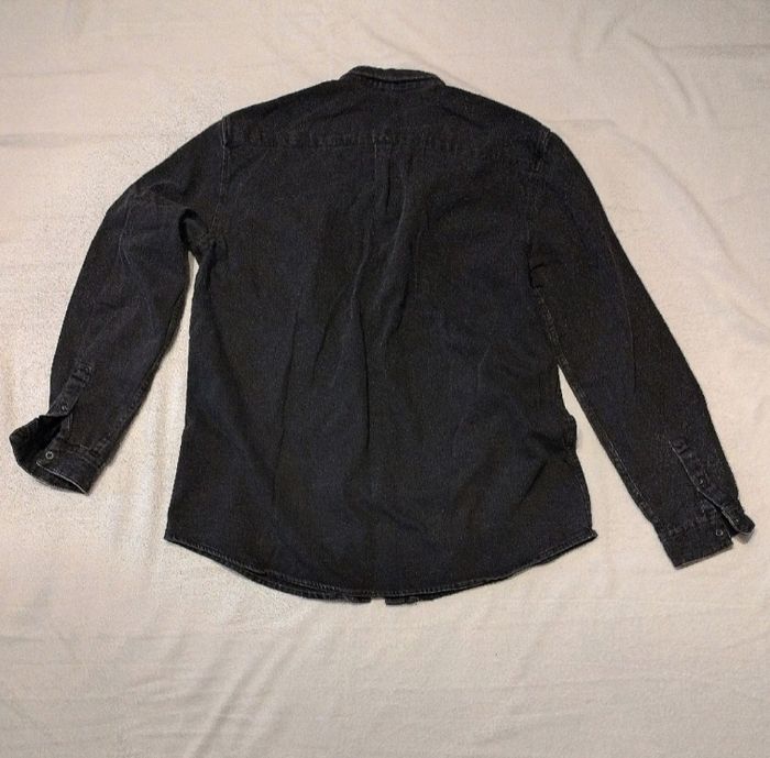 🤠 Chemise en jean noir neuve (XL) - photo numéro 4