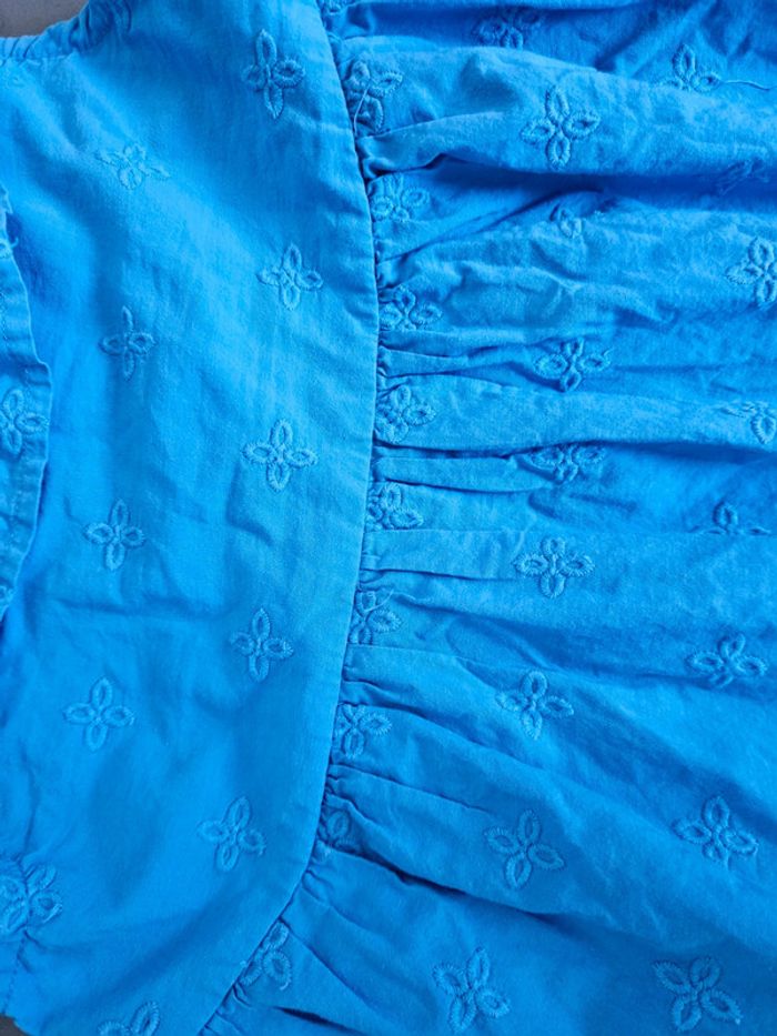 Robe Primark, taille 6-7 ans(122cm), portée 2-3 fois, Vraiment Comme Neuve - photo numéro 11