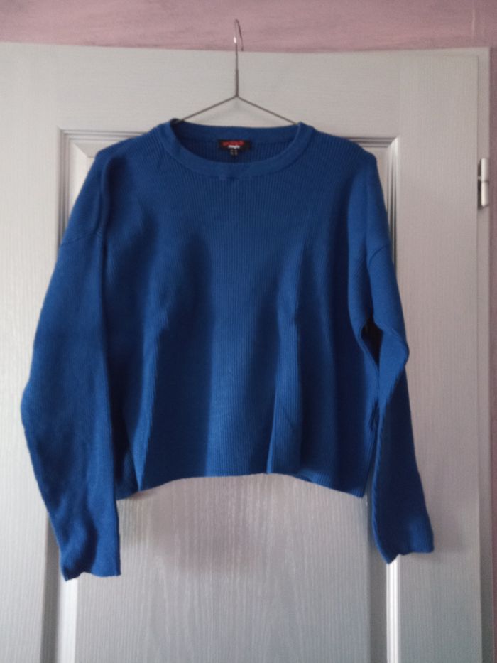 Petit PULL Bleu uni Taille M "Don't call me" de chez Jennyfer