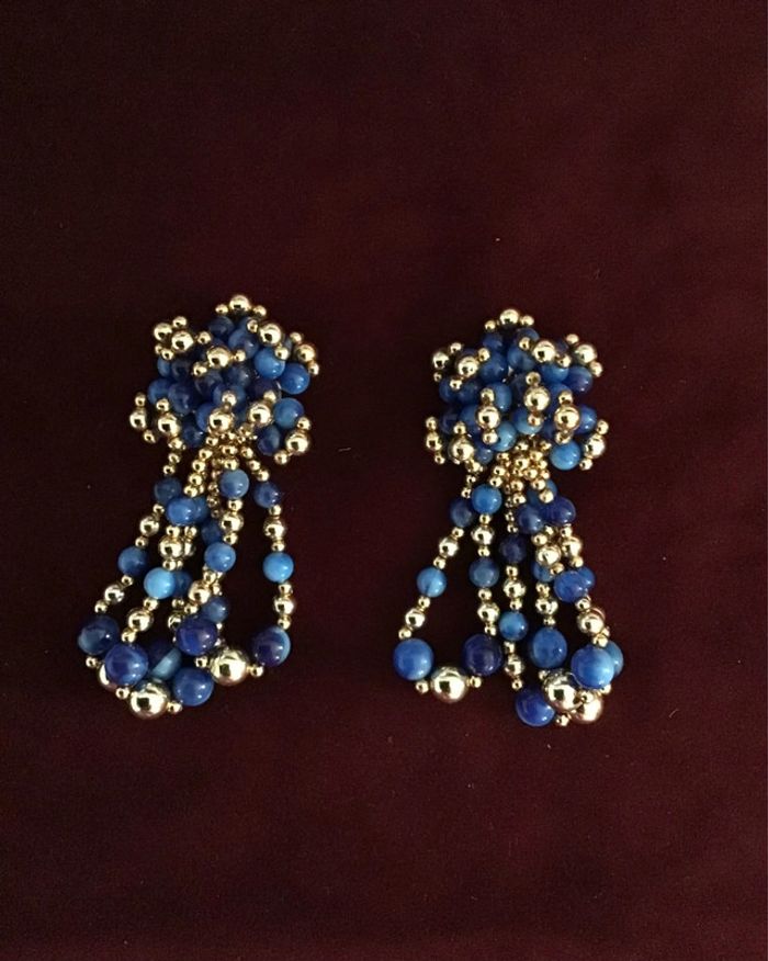 Très beaux clips vintage. Années 80