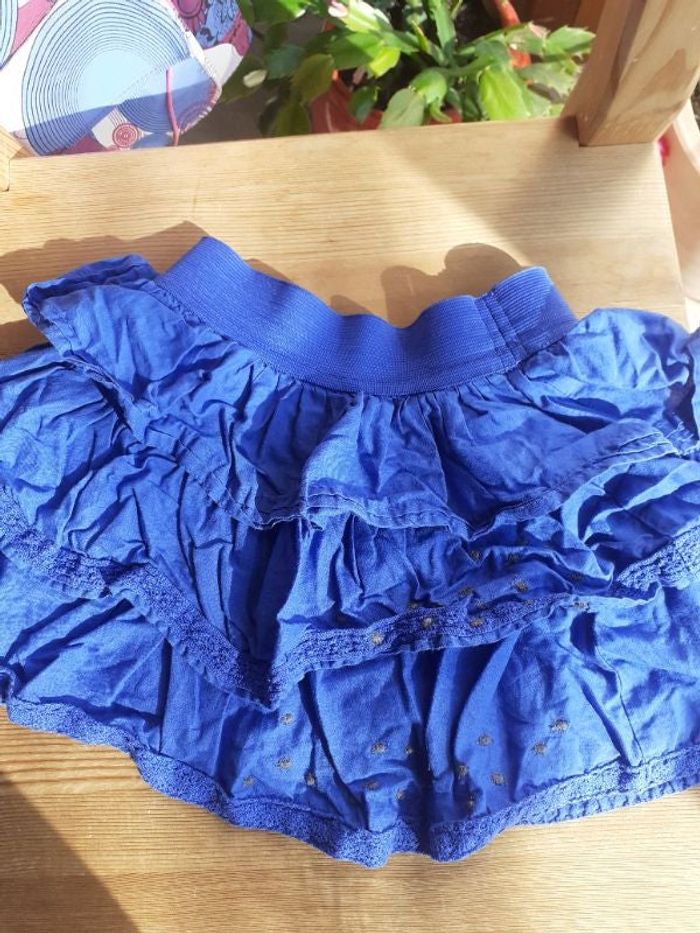 Jupe à volant avec liseret