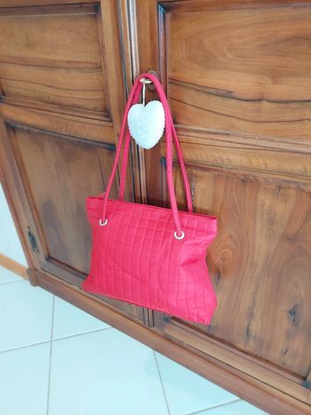 Magnifique sac rouge