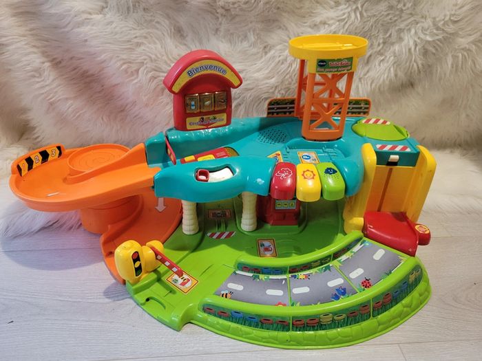 Centre de contrôle tut tut bolides