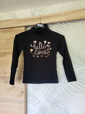 Tee shirt manche longue col rouler noir taille 10 ans