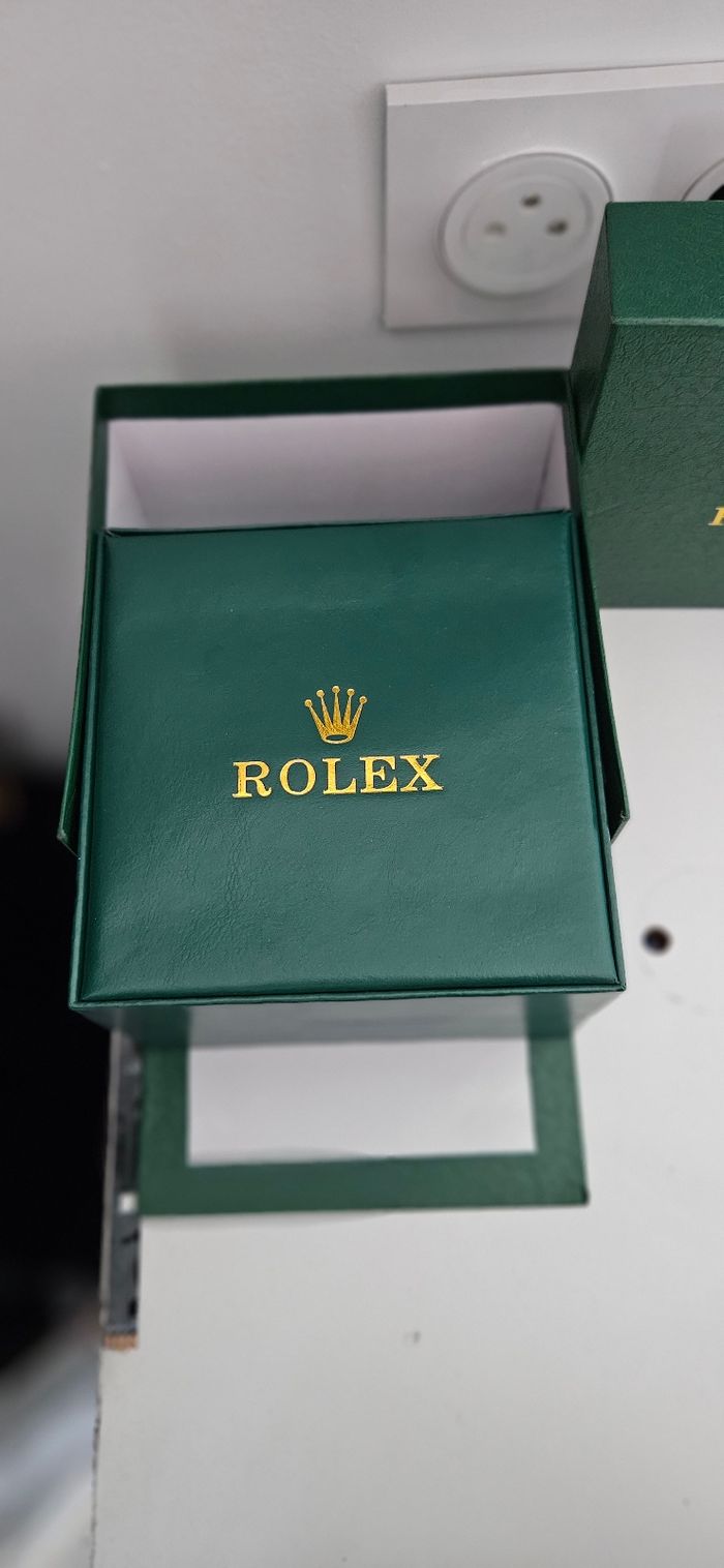 Magnifique montre Rolex neuf avec boite - photo numéro 4