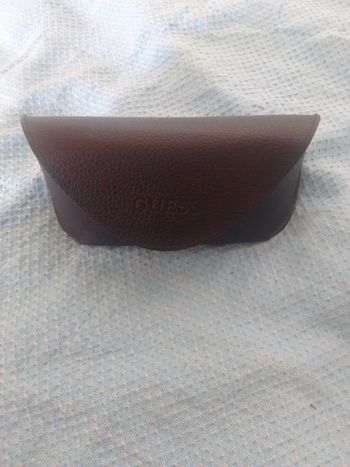 Étui à lunettes