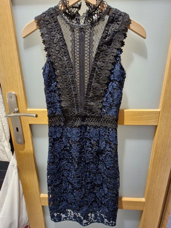 Très jolie robe Morgan taille 34 coupe ajusté