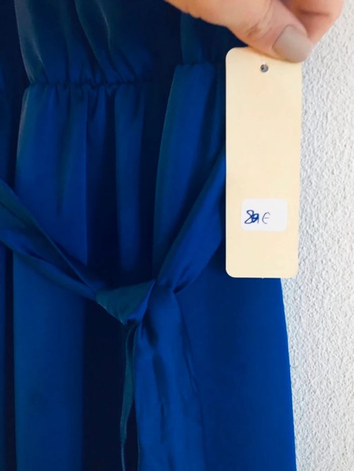 Robe en satin - photo numéro 4