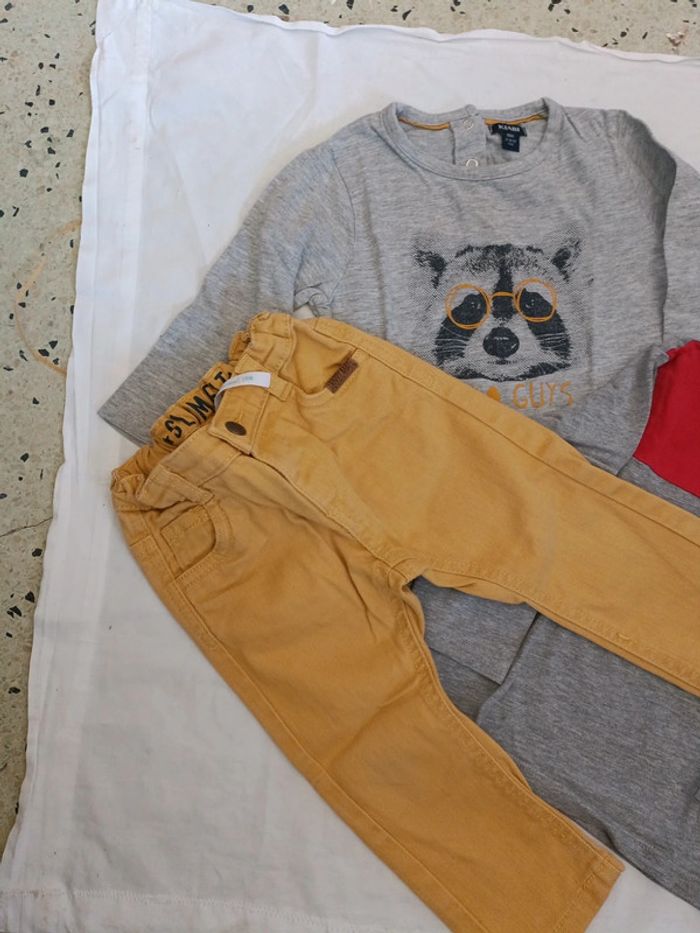 Lot un pantalon jaune moutarde 18 mois Gémo de t-shirt 18 mois manches longues - photo numéro 3