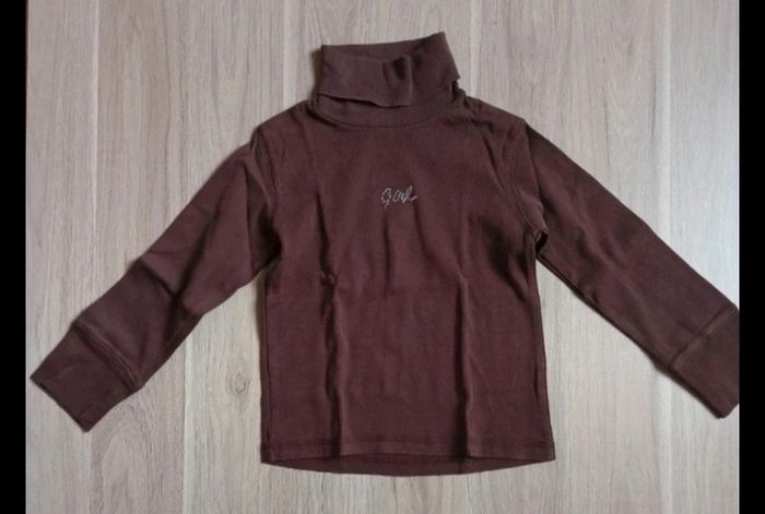 T-shirt col roulé manches longues marron tape a l'oeil 6 ans