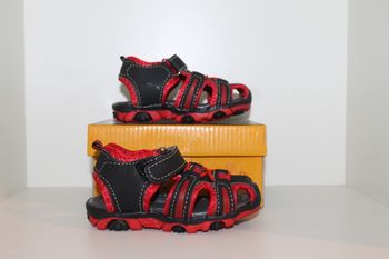 sandales nus pieds rouge et noir 21