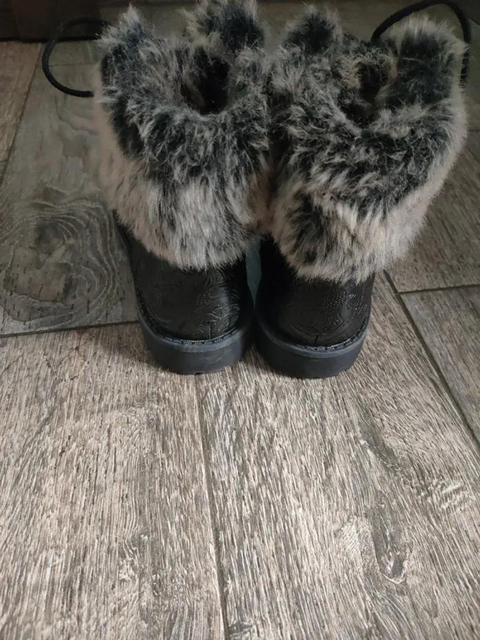 Bottes à fourrure - photo numéro 3