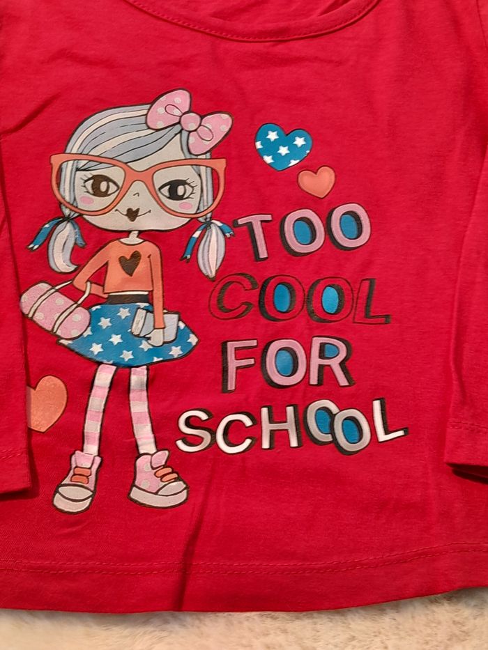 Tee-shirt Fille Rouge "Too Cool For School" (4 Ans - photo numéro 3