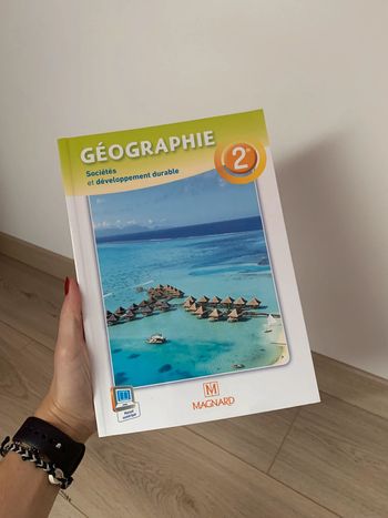 Manuel Géographie • Seconde