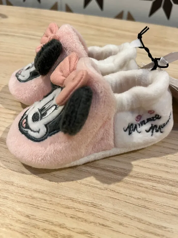 Chaussons neufs fille 9/12 mois - photo numéro 4