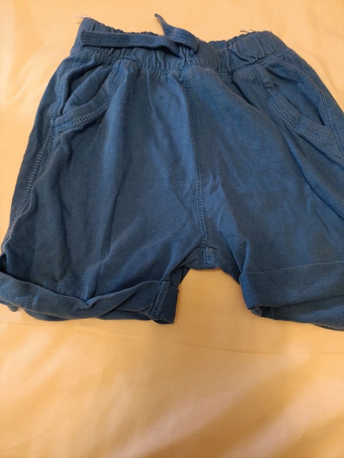 Short 2 ans - photo numéro 2