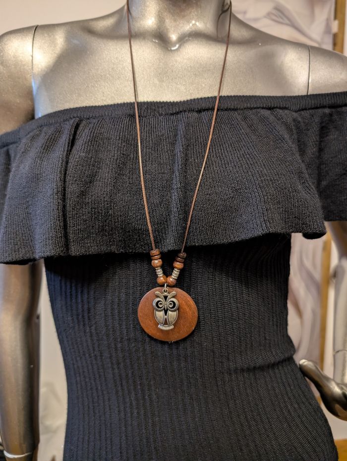 Collier cuir et bois