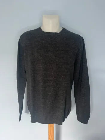 Pull Tibet Sportswear Gris Foncé Taille L – Col Rond, Confortable & Polyvalent – 100% Coton