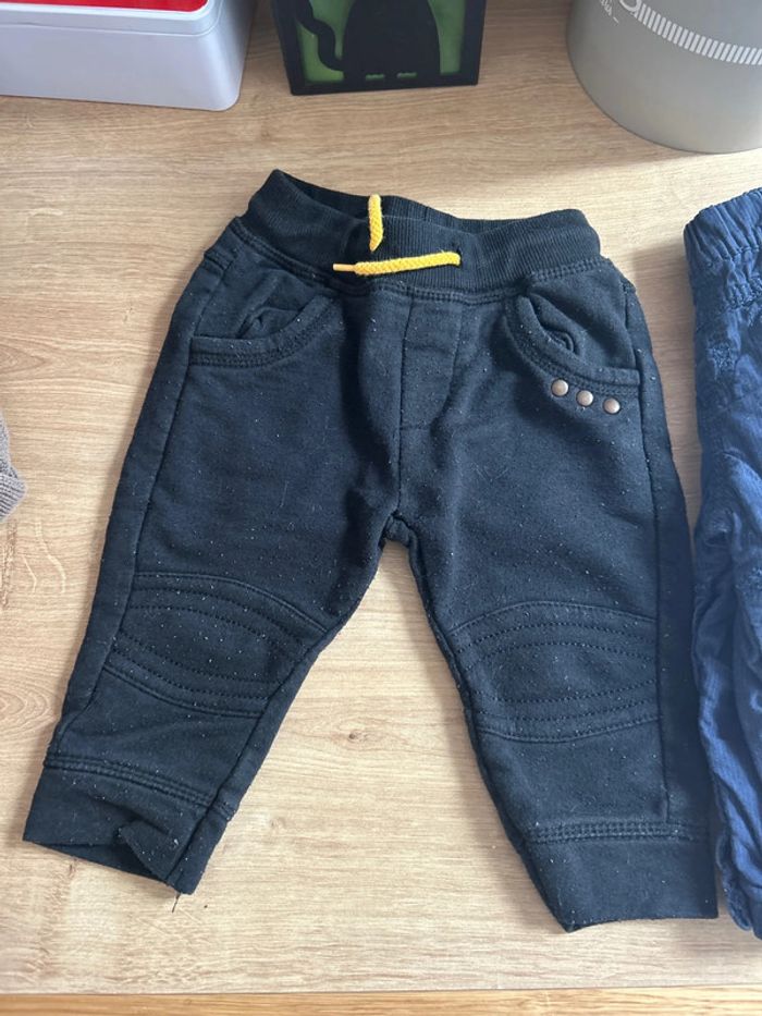 Lot pantalons - photo numéro 3