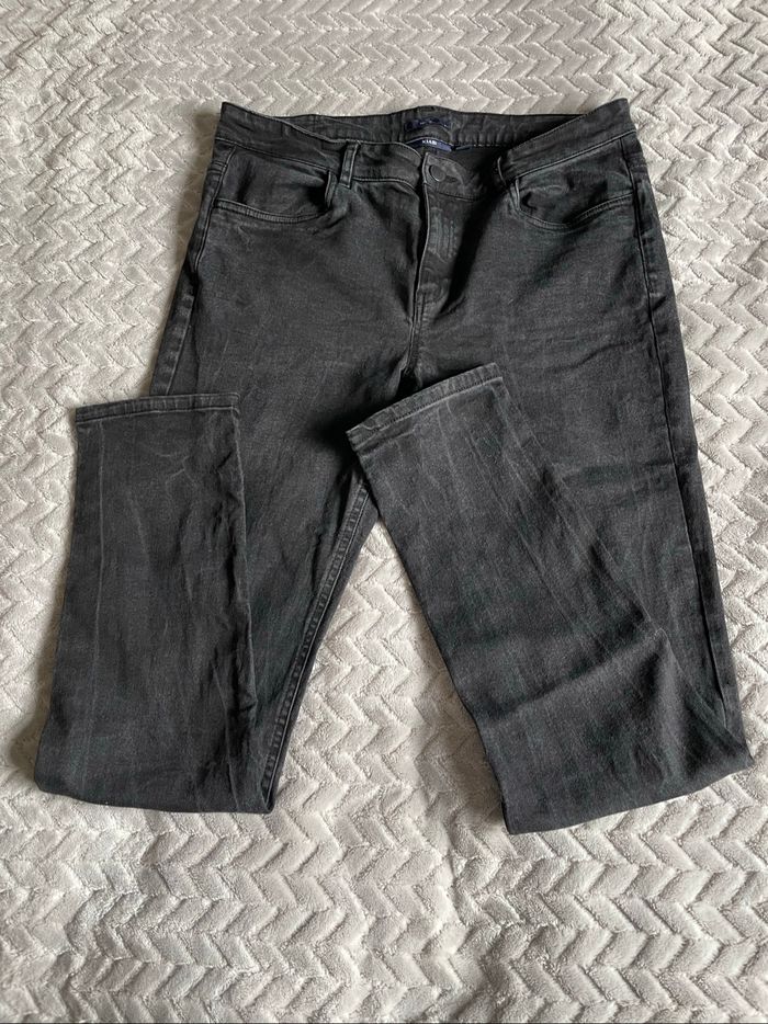 Jean slim noir taille 38