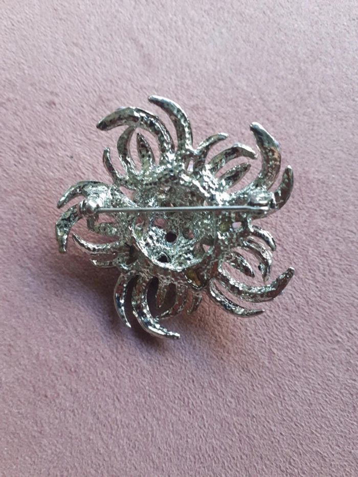 Broche fantaisie - photo numéro 5
