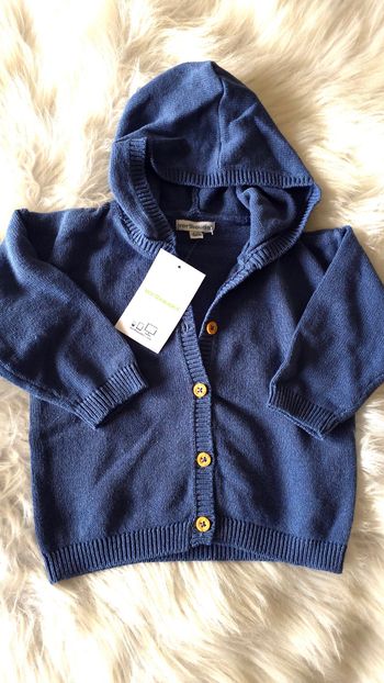 Neuf (non porté) 🏷🤩💙😍superbe  gilet a capuche mi saison 18mois garçon 😍💙🤩