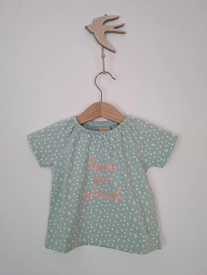 Tee shirt manches courtes Hema 6 mois ( 68 cm )