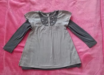 Robe Orchestra taille 4 ans en très bon état