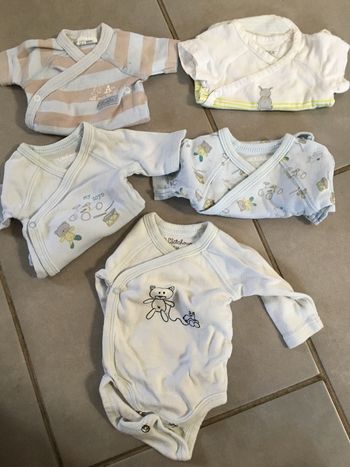 Lot de bodies naissance manche courte