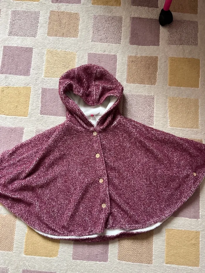 Poncho taille 10 ans