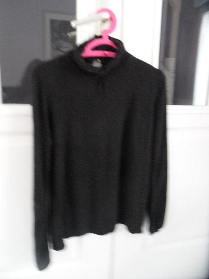 sous pull chiné noir et rose