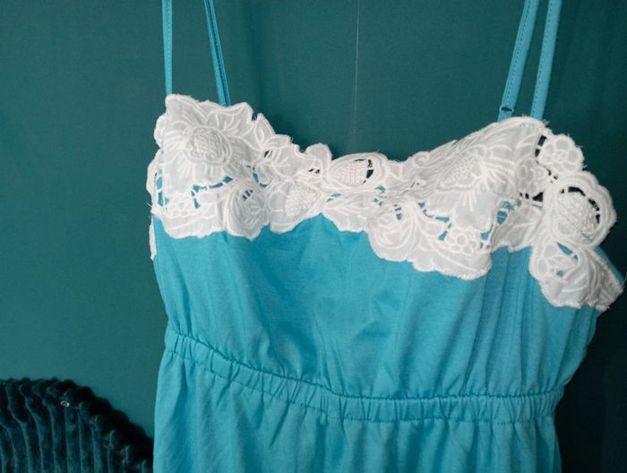 Robe d'été turquoise à bretelles - photo numéro 2