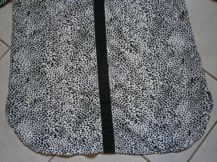 Chemisier motif "Dalmatien" manches 3/4 Taille 42 - photo numéro 4