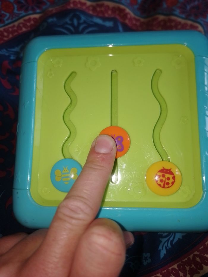 Cube multi activitées 1er âge dès 6 mois - photo numéro 7