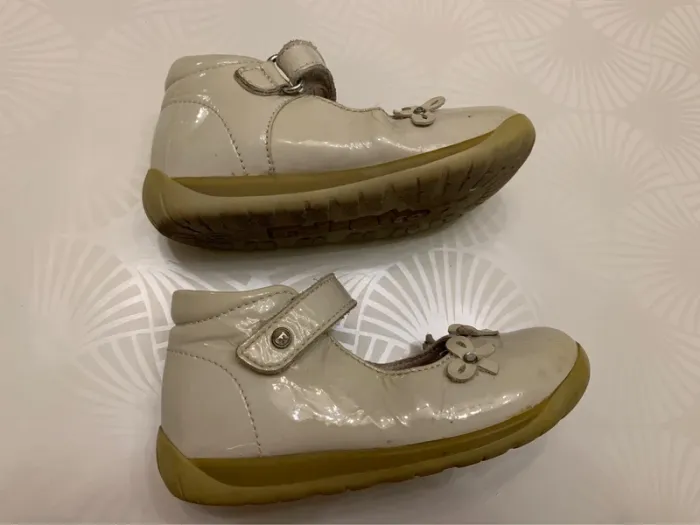 Chaussures fille 24 - photo numéro 3