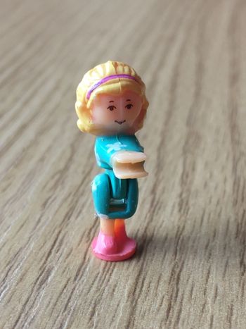 Polly pocket