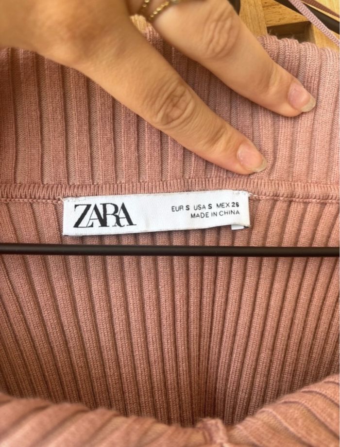 Robe moulante Zara, taille S, couleur rose poudré. - photo numéro 4