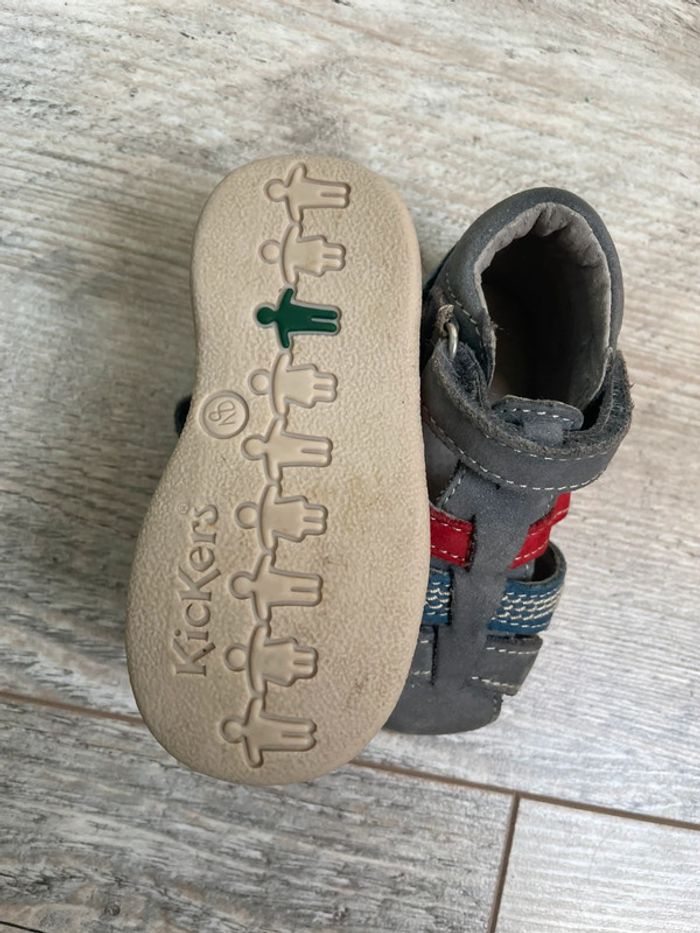 Chaussures d’été sandales kickers taille 18 - photo numéro 6