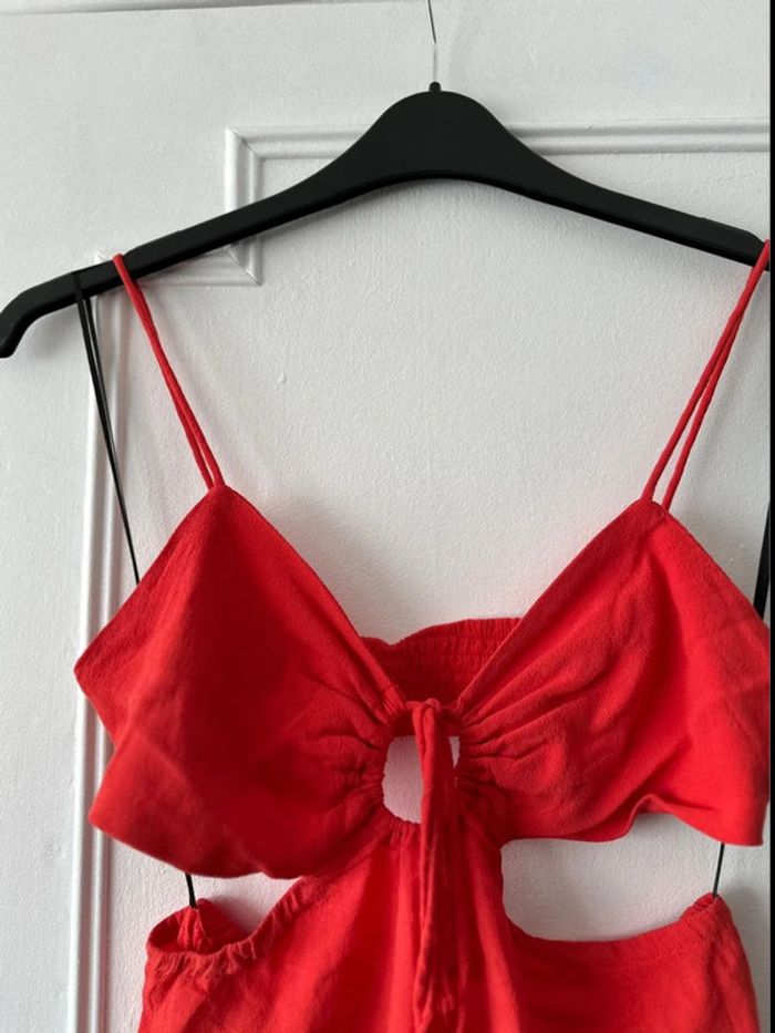 Robe courte à bretelles avec ouvertures corail/rouge taille M H&M - photo numéro 2
