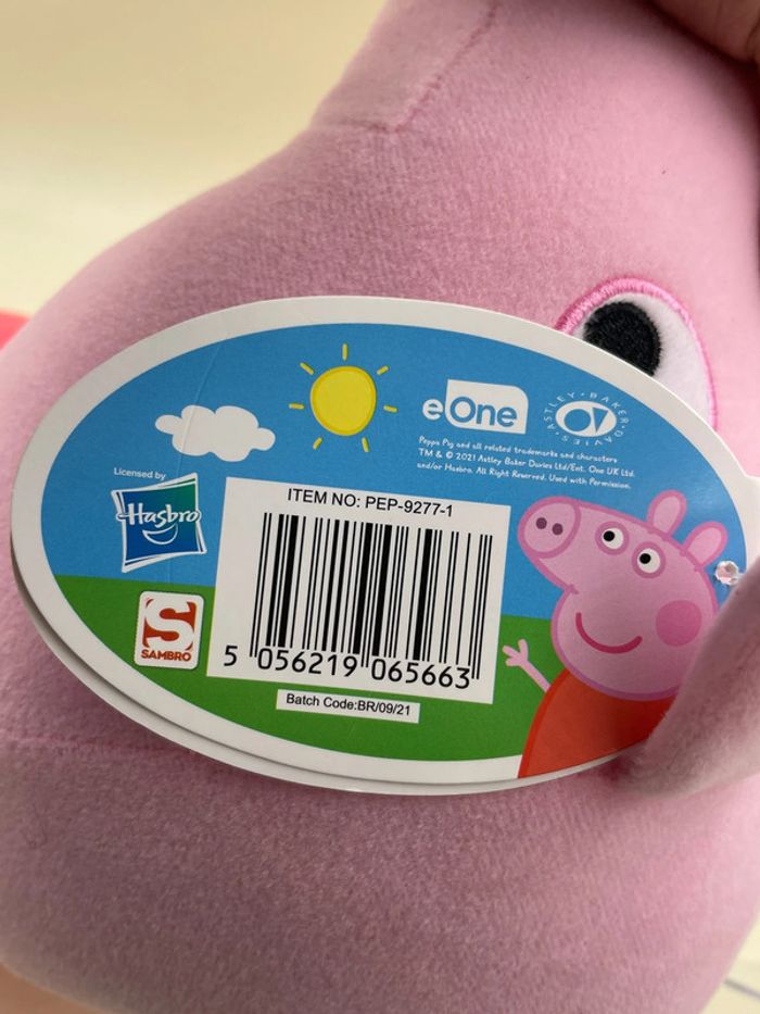 Grande Peluche 40 cm Peppa Pig Hasbro neuf - photo numéro 5