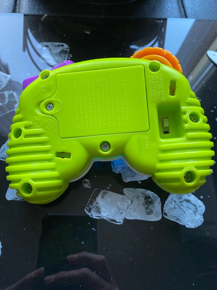 Manette de jeux Fisher price - photo numéro 2