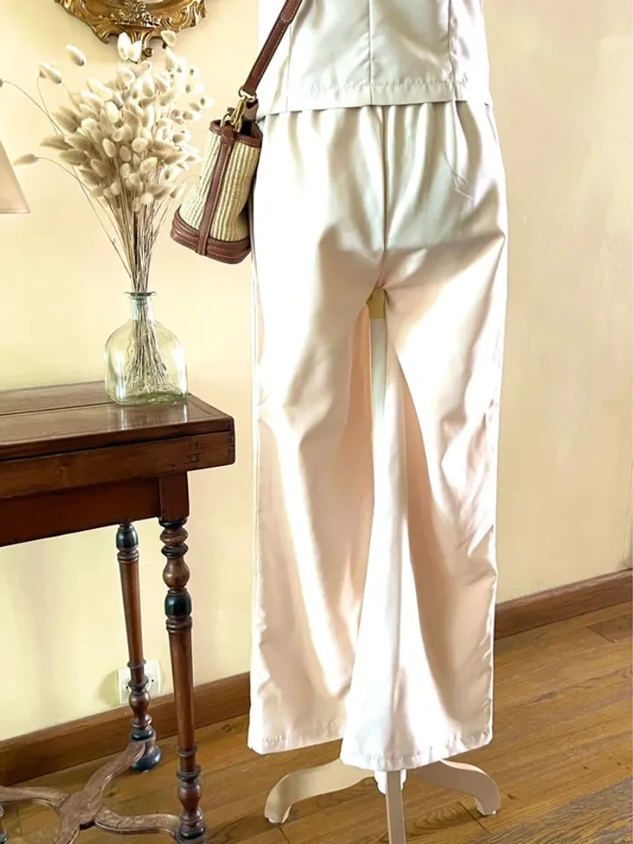 Sublime Ensemble Élégant Écru Neuf - Top & Pantalon - Taille S/M - photo numéro 12
