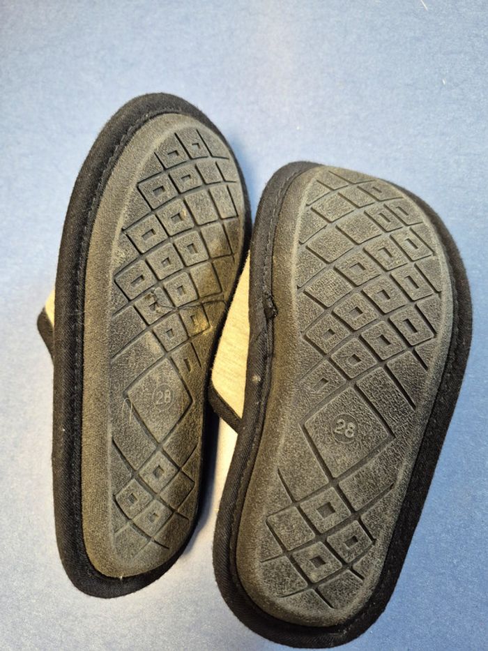 Chausson garçon taille 28 - photo numéro 2
