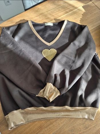 Pull coeur doré