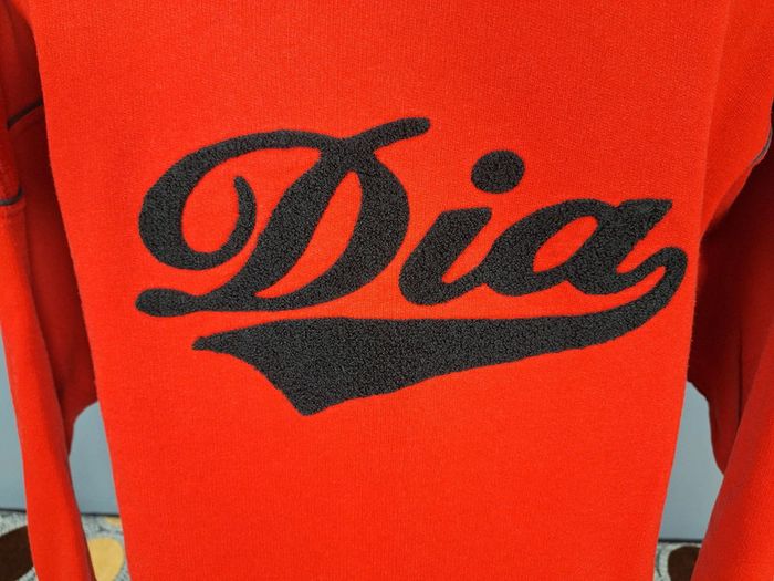 Sweat col rond / crewneck vintage dia homme rouge/ taille L brodé (388) - photo numéro 3