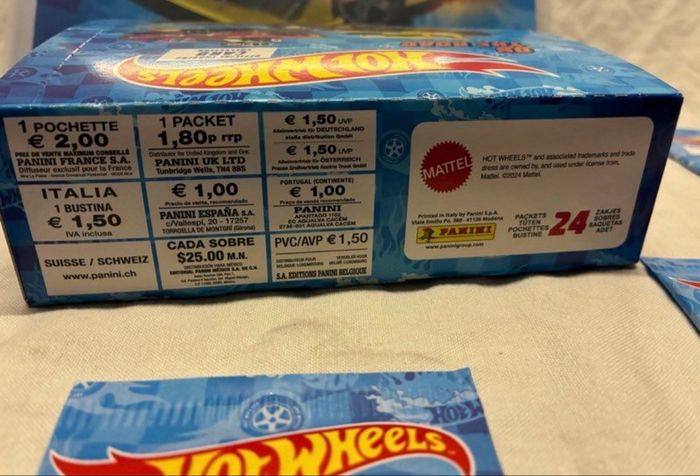 Kit panini cartes à collectionner Hotwheels on the Road - photo numéro 2