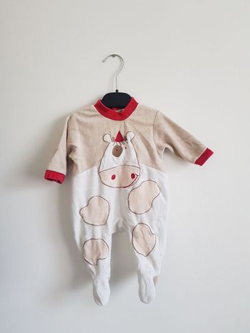 Pyjama en velours taille 1 mois